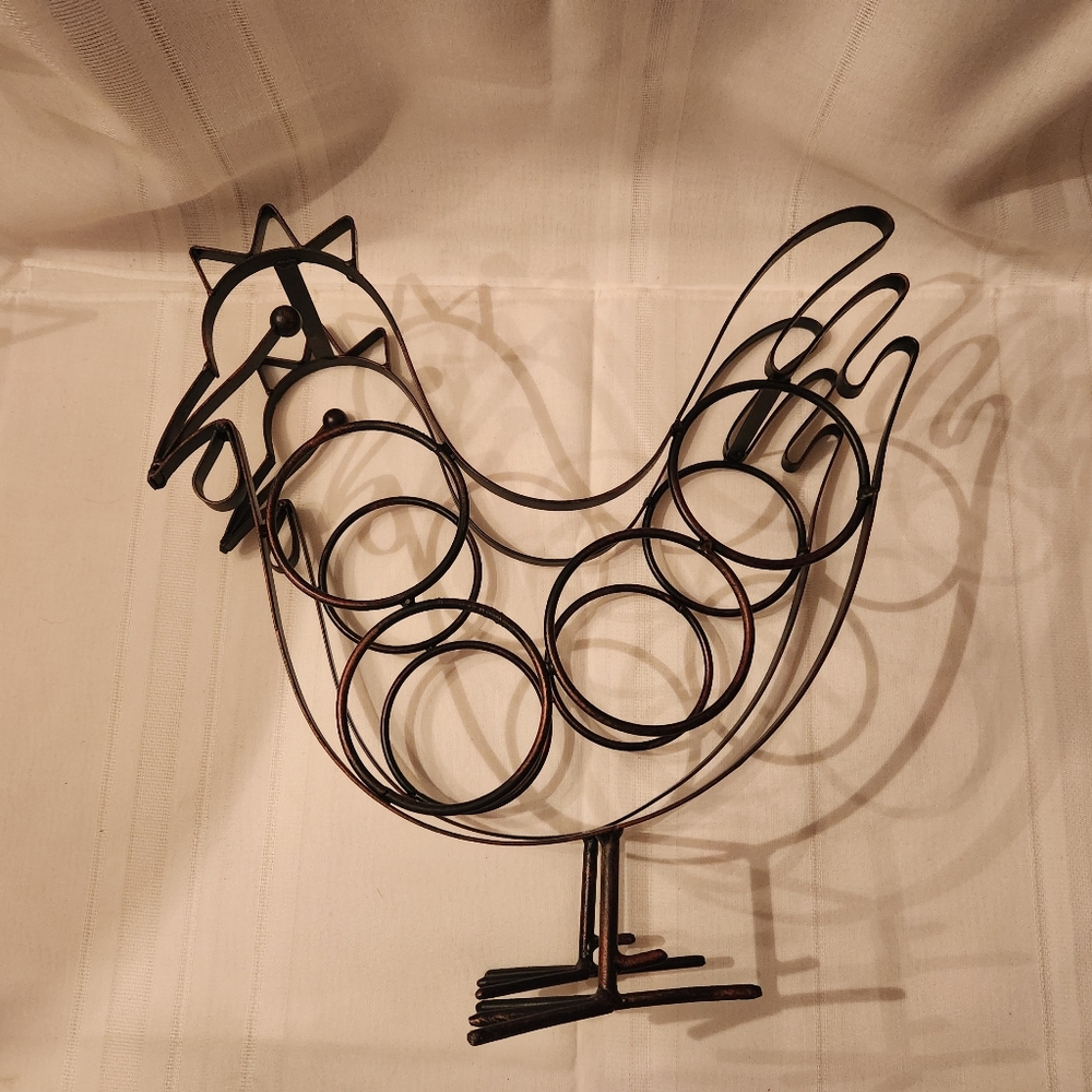Rustic Metal Chicken 4 Bottle  Wine Rack Farmhouse Decor